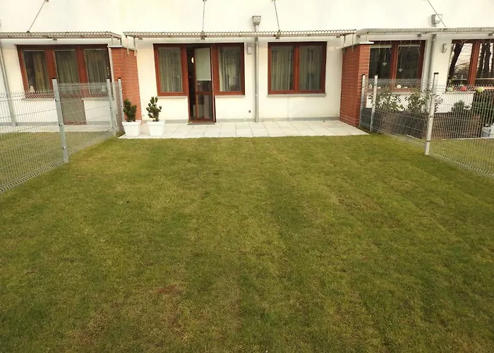 Apartment Z Ogrodem Wisniowy Sad Kolobrzeg