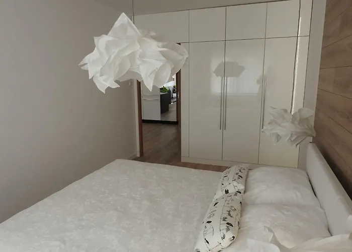 Z Ogrodem Wisniowy Sad Apartment *